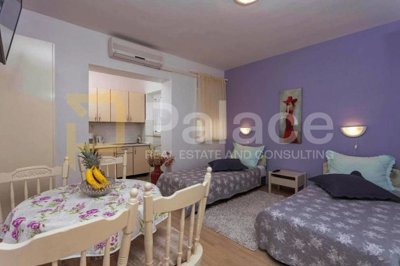 prekrasna-kuca-s-apartmanima-tucepi_8