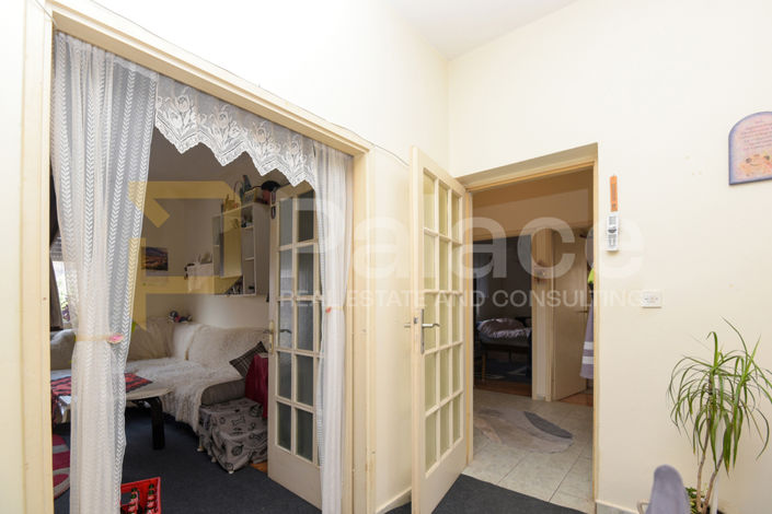 Image No.19-5 Bed House for sale