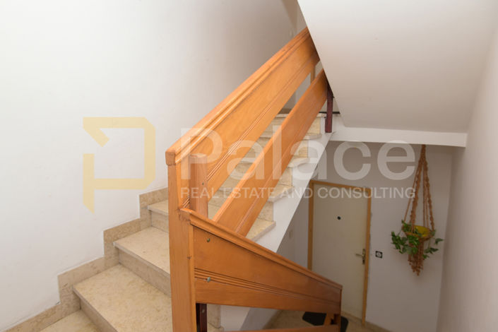Image No.21-5 Bed House for sale