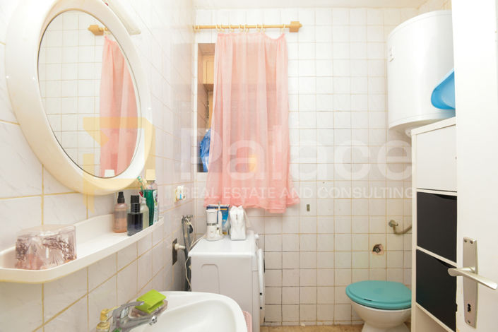 Image No.7-5 Bed House for sale