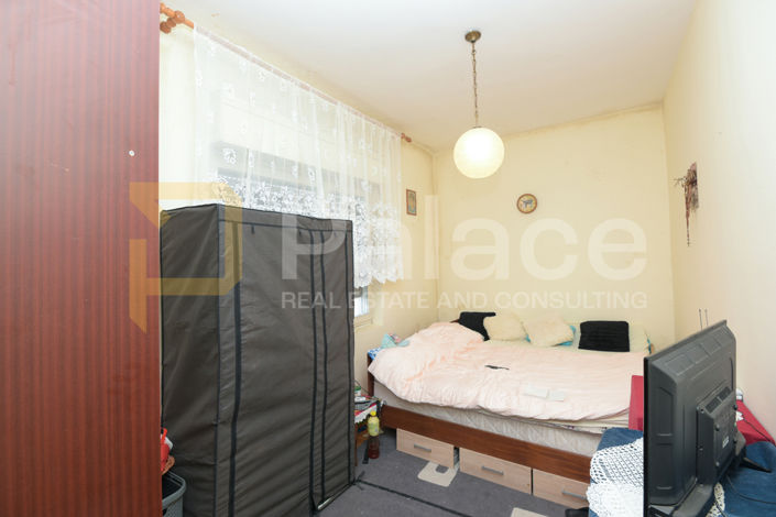 Image No.9-5 Bed House for sale