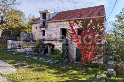 bajkovita-kuca-u-mirnom-mjestu-lovrec-150-m2_1
