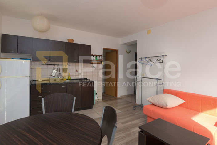 Image No.19-6 Bed House for sale