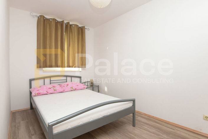 Image No.22-6 Bed House for sale