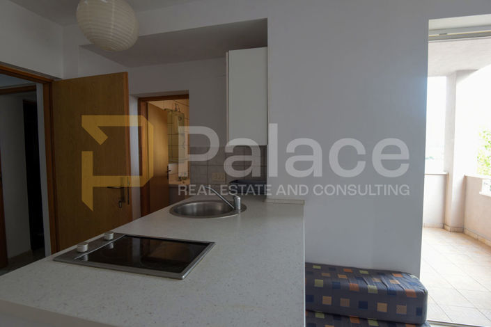 Image No.26-6 Bed House for sale
