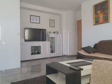 stan-s-dvije-velike-suncane-terase-okrug-gornji-15500-m2_2