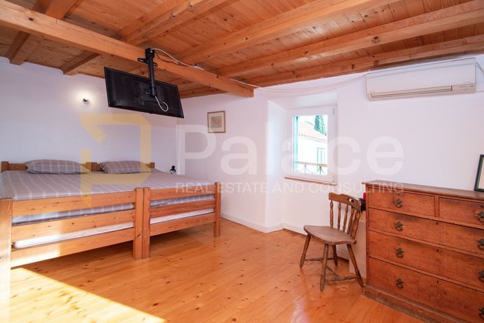 Image No.23-5 Bed House for sale