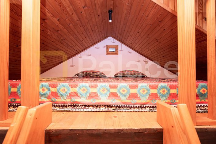 Image No.25-5 Bed House for sale