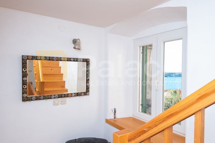 Image No.3-5 Bed House for sale