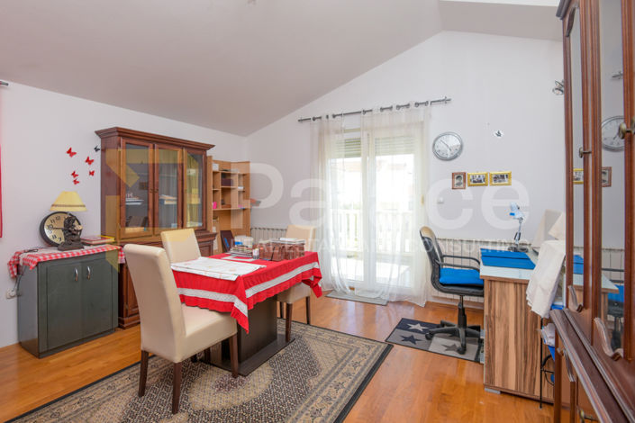 Image No.18-3 Bed House for sale