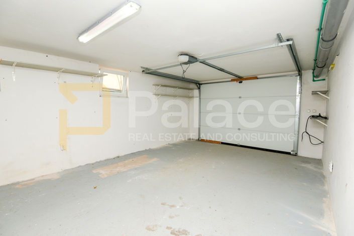 Image No.24-3 Bed House for sale