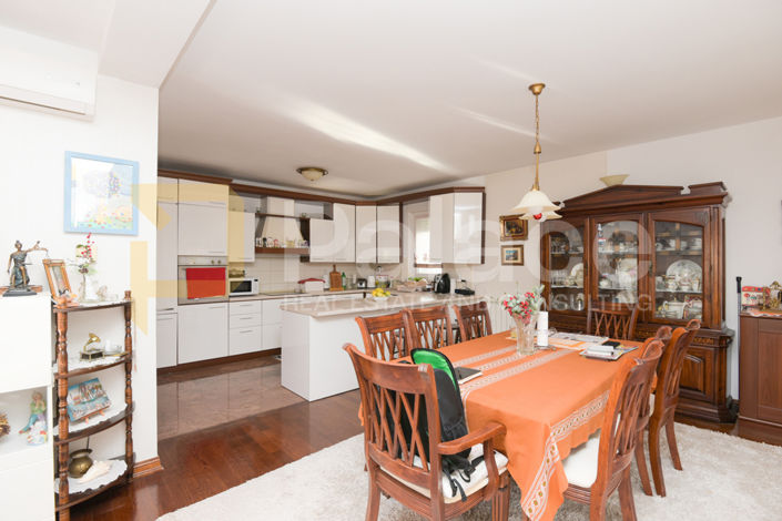 Image No.4-3 Bed House for sale