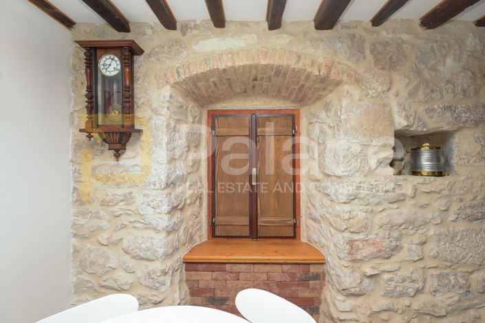 Image No.20-2 Bed Apartment for sale