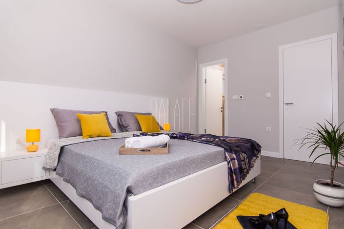 Image No.4-10 Bed Villa for sale
