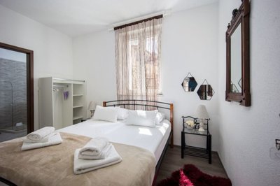 kamena-villa-u-centru-trogira_8