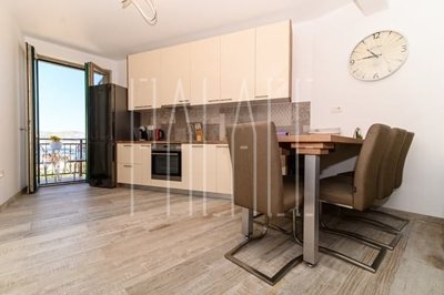 ultramoderna-elegantna-kuca-okrug-gornji-21000-m_9