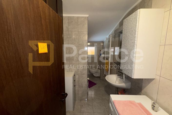 Image No.22-10 Bed House for sale