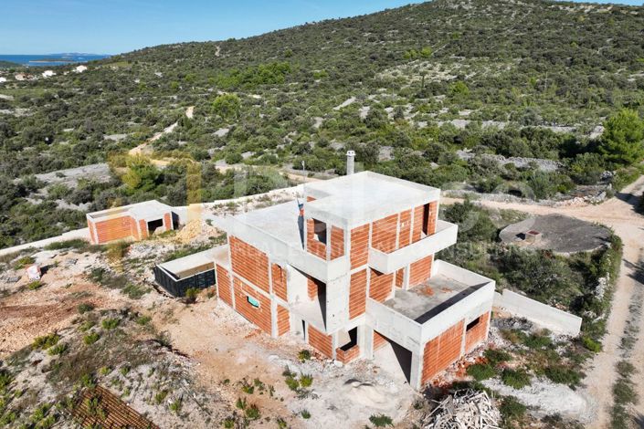 Image No.4-5 Bed House for sale