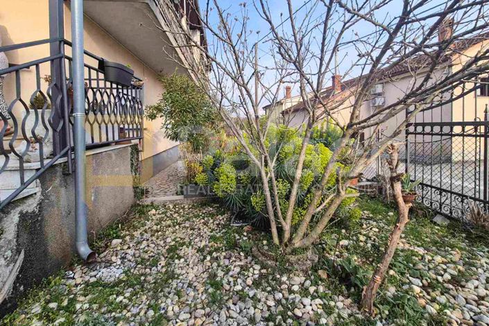 Image No.15-2 Bed House for sale
