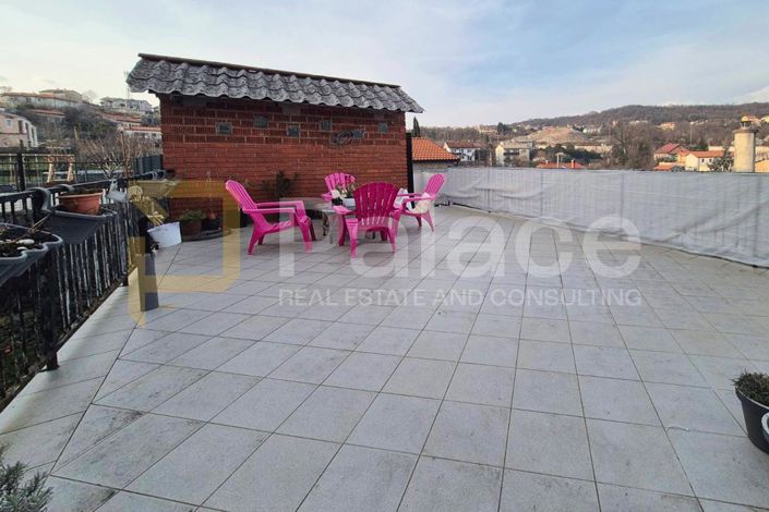 Image No.24-2 Bed House for sale