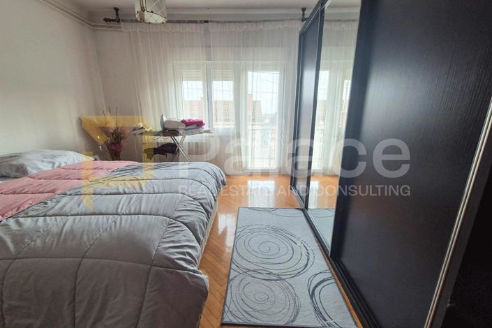 Image No.8-2 Bed House for sale