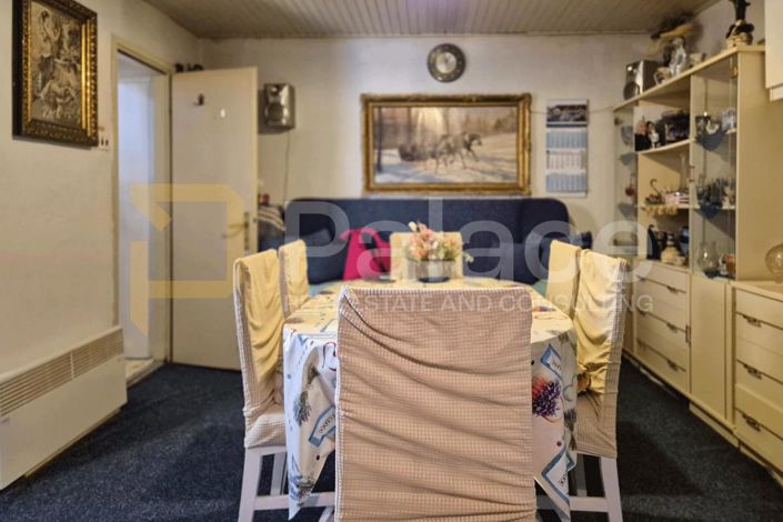 Image No.12-3 Bed House for sale