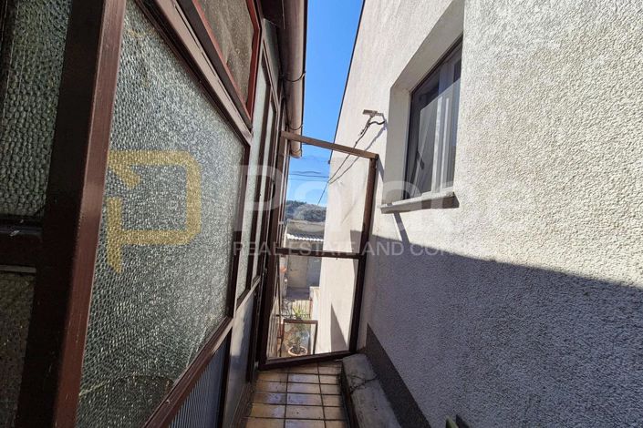 Image No.6-3 Bed House for sale