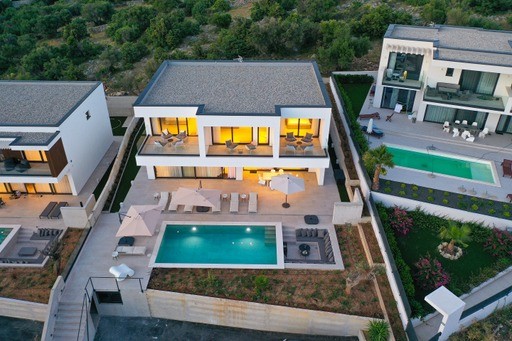 Image No.10-6 Bed Villa for sale