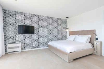 raskosna-vila-309m2-sa-bazenom-400m-od-mora-jakisnica-otok_2