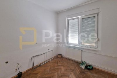 trosoban-stan-49-m-s-parkingom-primorska-ulica-potpuna_7