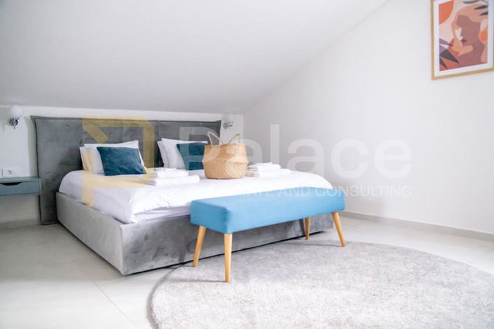 Image No.6-8 Bed Apartment for sale