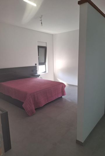 Image No.11-4 Bed House for sale