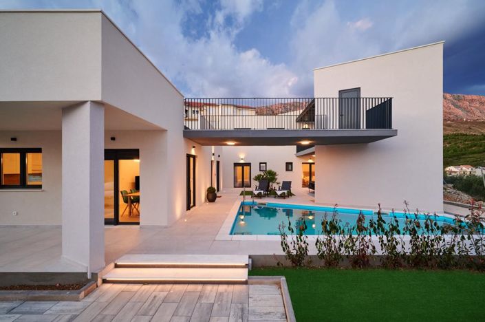 Image No.13-6 Bed Villa for sale