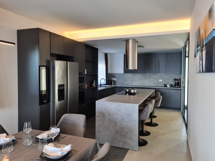 Image No.3-6 Bed Villa for sale