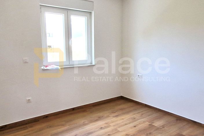 Image No.20-3 Bed Townhouse for sale