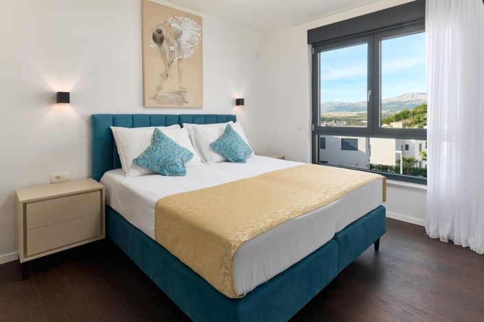 Image No.7-5 Bed Villa for sale