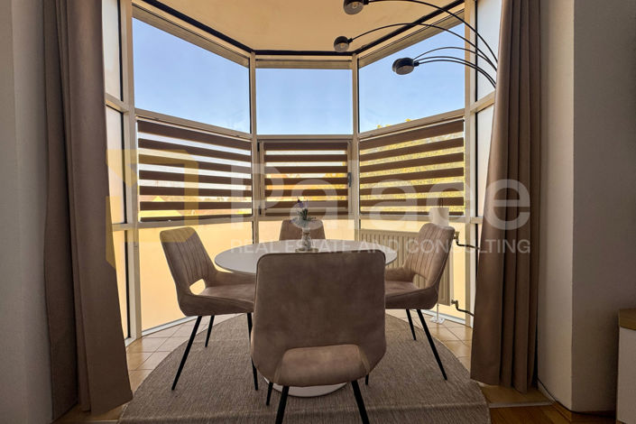 Image No.2-7 Bed House for sale