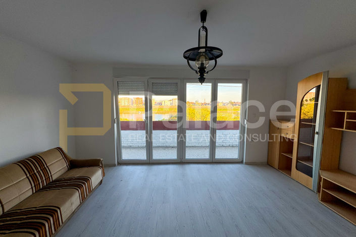 Image No.2-5 Bed House for sale