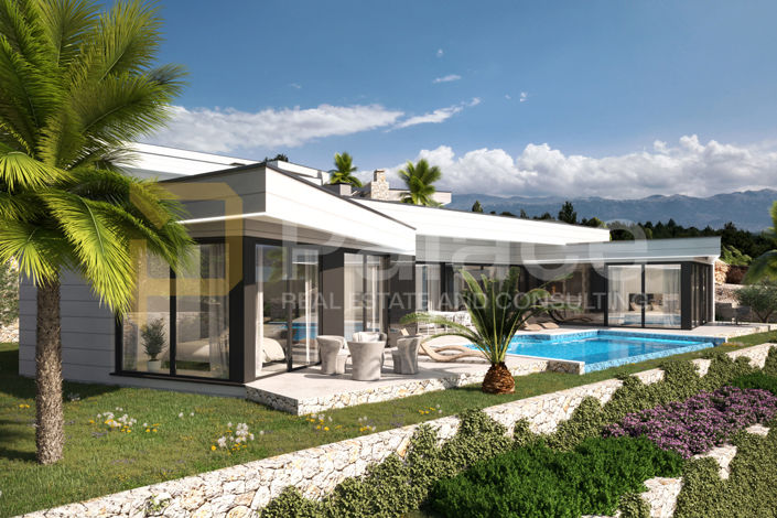 Image No.16-4 Bed House for sale
