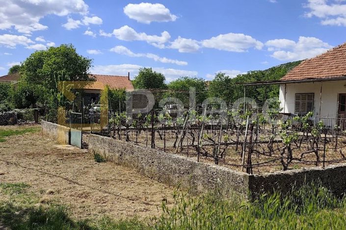 Image No.6-3 Bed House for sale