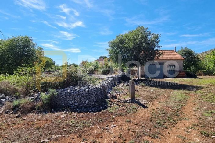 Image No.8-3 Bed House for sale