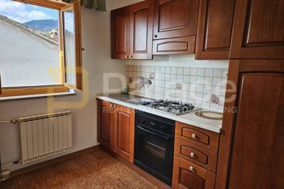 opatija-pobri-poslovno-stambeni-objekt-s-pogledom-na-more_14
