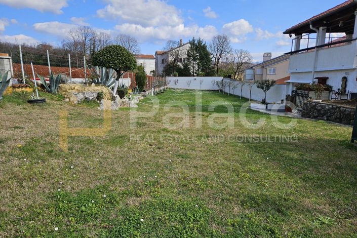 Image No.23-12 Bed House for sale