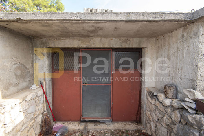 Image No.9-2 Bed House for sale