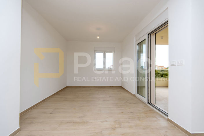 Image No.12-3 Bed Apartment for sale