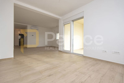 dvosoban-stan-u-novogradnji-s-pogledom-na-more-2kat-vodice_11
