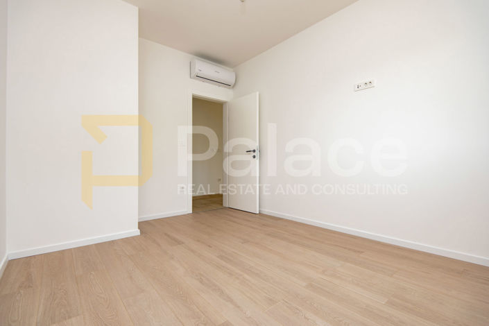 Image No.10-3 Bed Apartment for sale