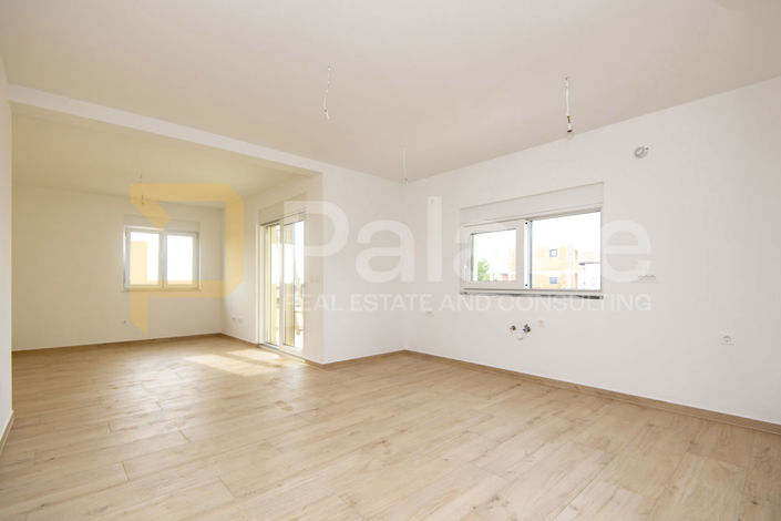 Image No.11-3 Bed Apartment for sale