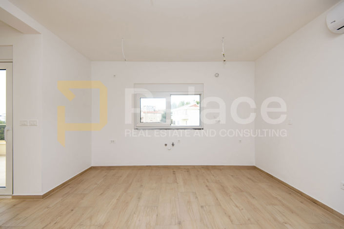 Image No.12-3 Bed Apartment for sale
