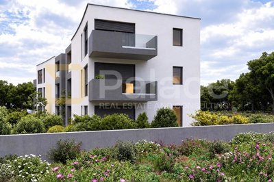 stan-s-3-spavace-sobe-i-balkonom-u-novogradnji-vodice_4